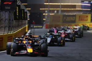 oscar-piastri-mclaren-max-vers