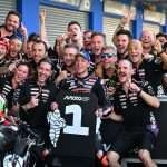 Bezzecchi arrasa en el pinchazo de los Márquez